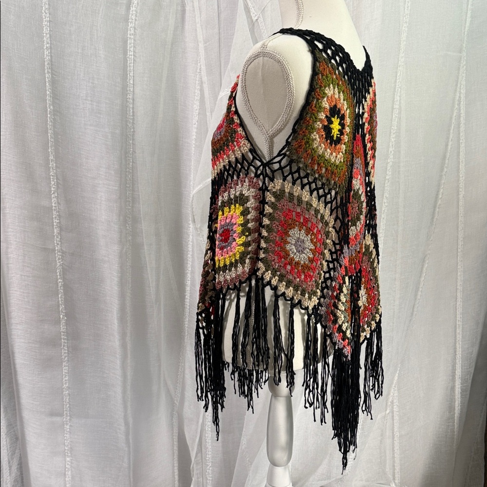Multicolor Crochet Fringe Top - Picture 3 of 4